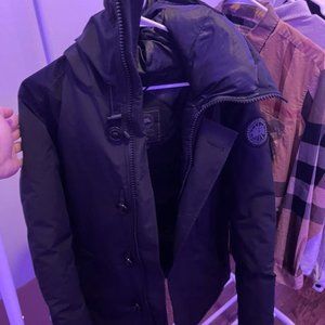 Canada Goose: Chateau Down Parka- Men's